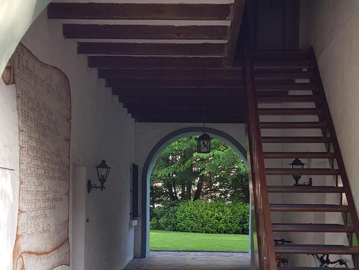 Das Torhaus Im Schloss Schellenstein Olsberg Extérieur photo